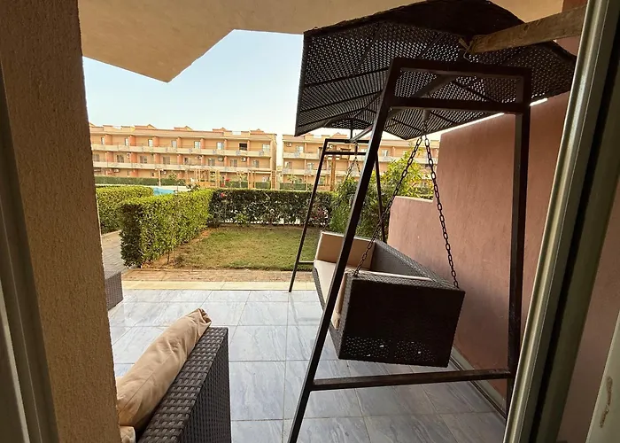 Ground Floor With Garden Lajoly El Sokhna Dağ evi *